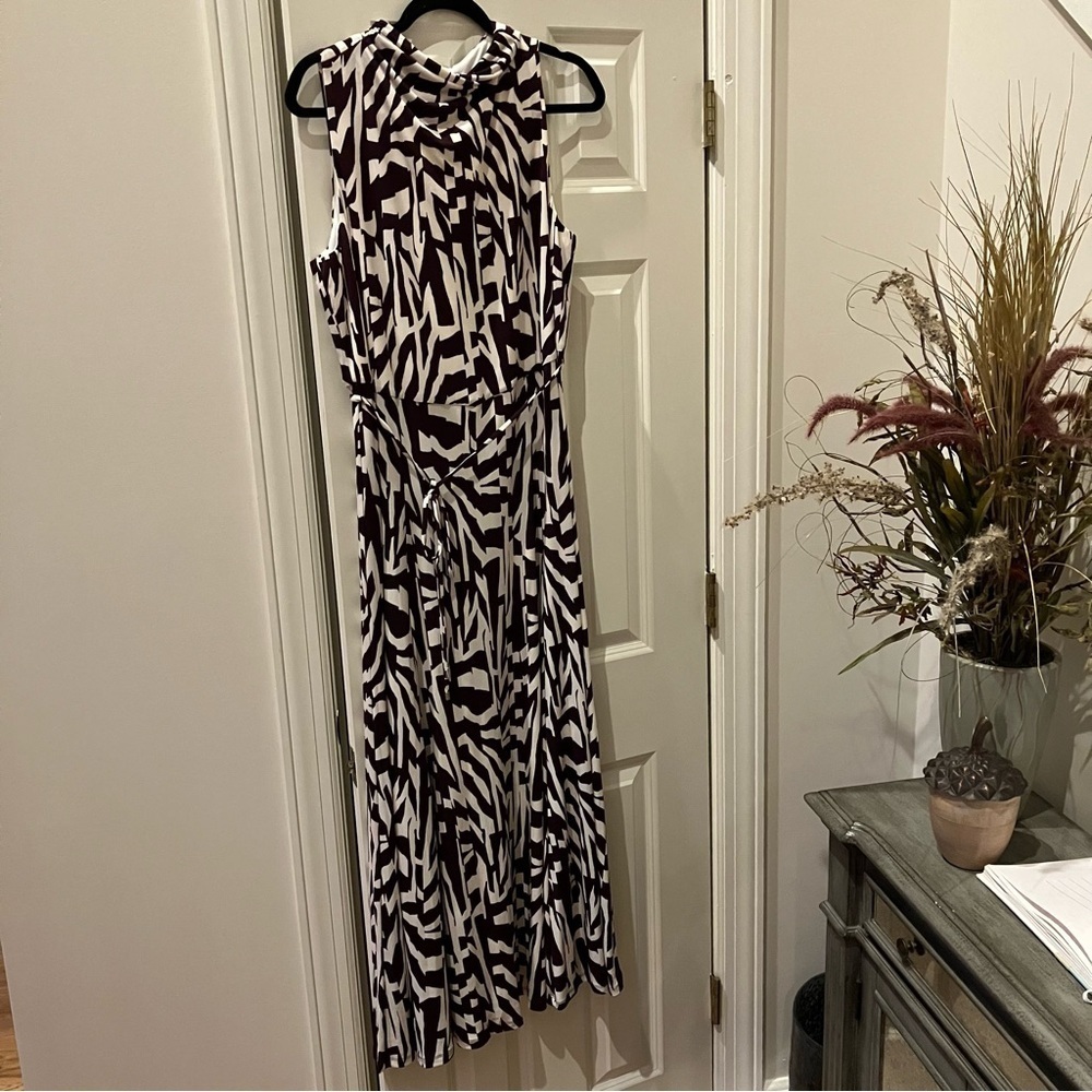 NWT Calvin Klein Eggplant and Cream Abstract Sleeveless Print Maxi Dress (XL) - Picture 3 of 12